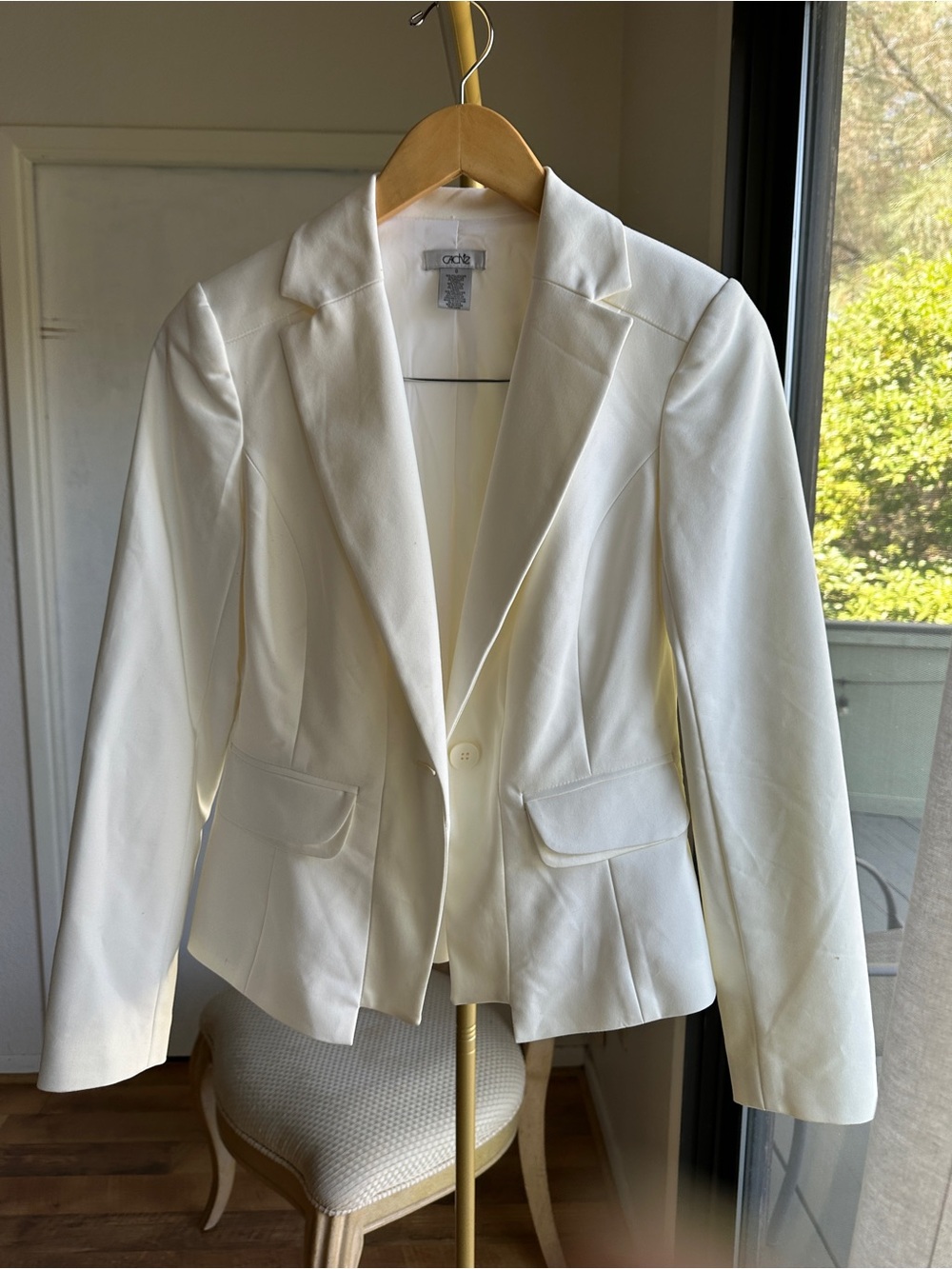 Cache White Single-Button Tailored Blazer